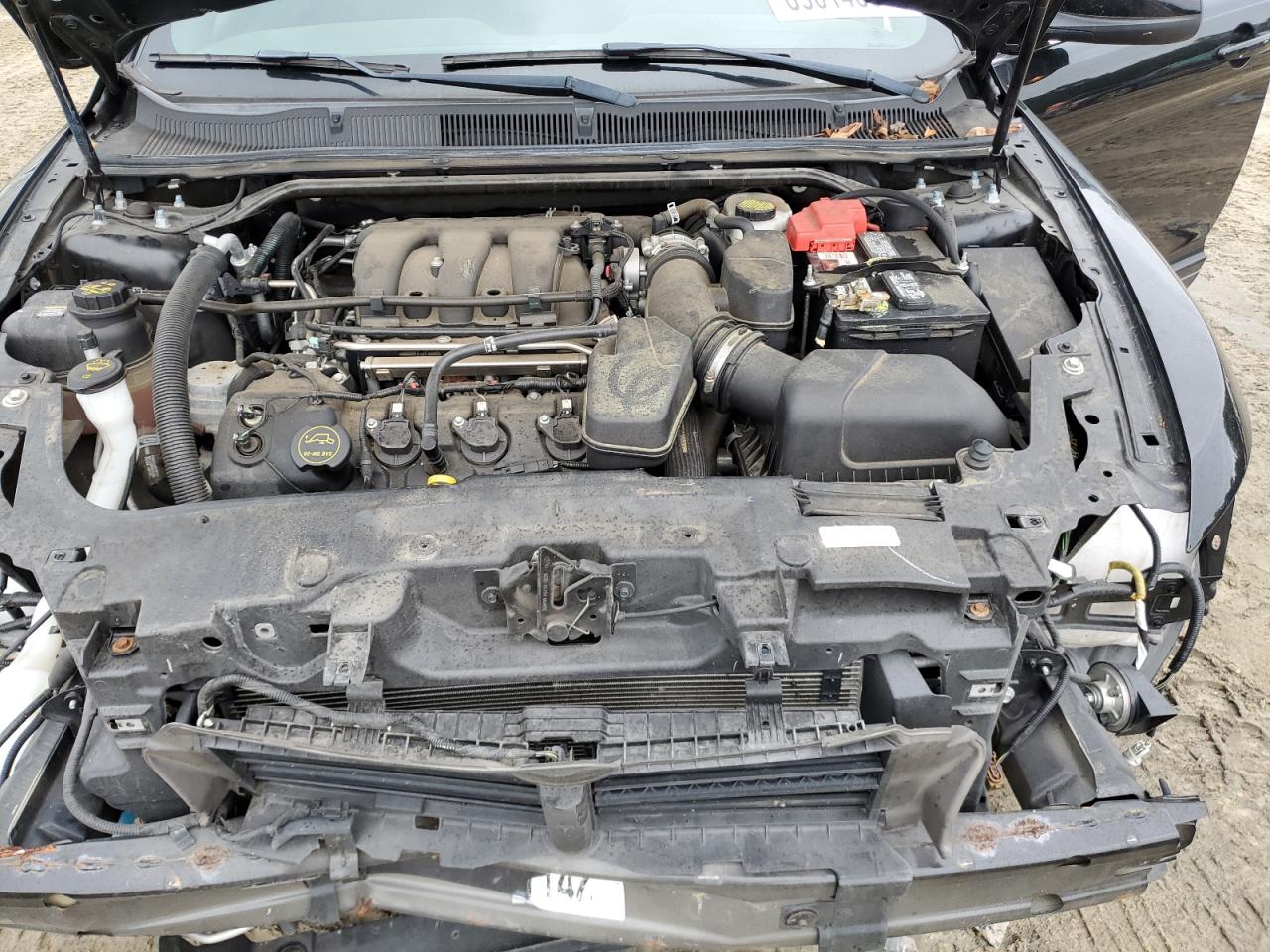 1FAHP2E80JG115396 2018 Ford Taurus Sel