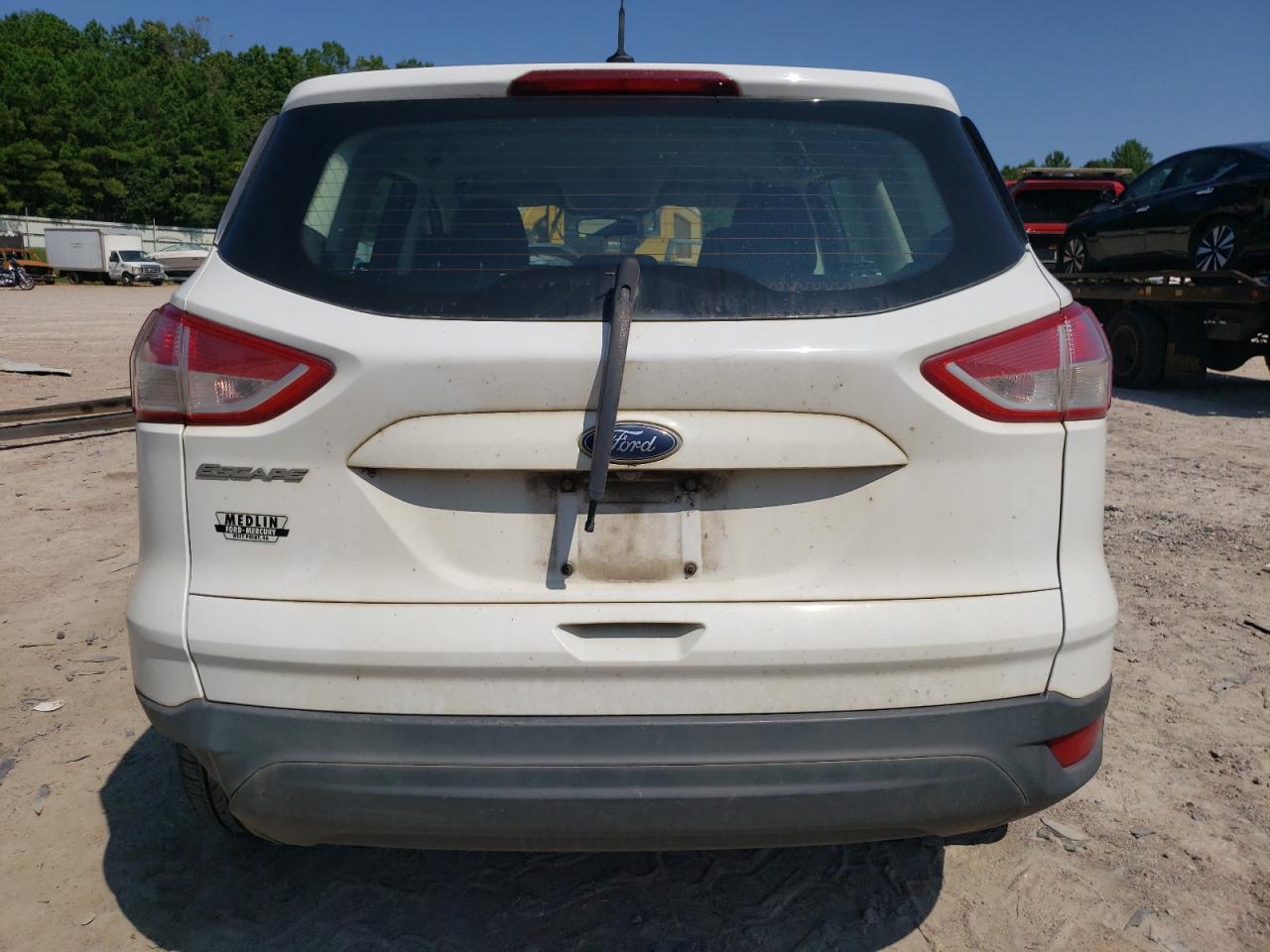 2014 Ford Escape S VIN: 1FMCU0F76EUC17084 Lot: 67402344