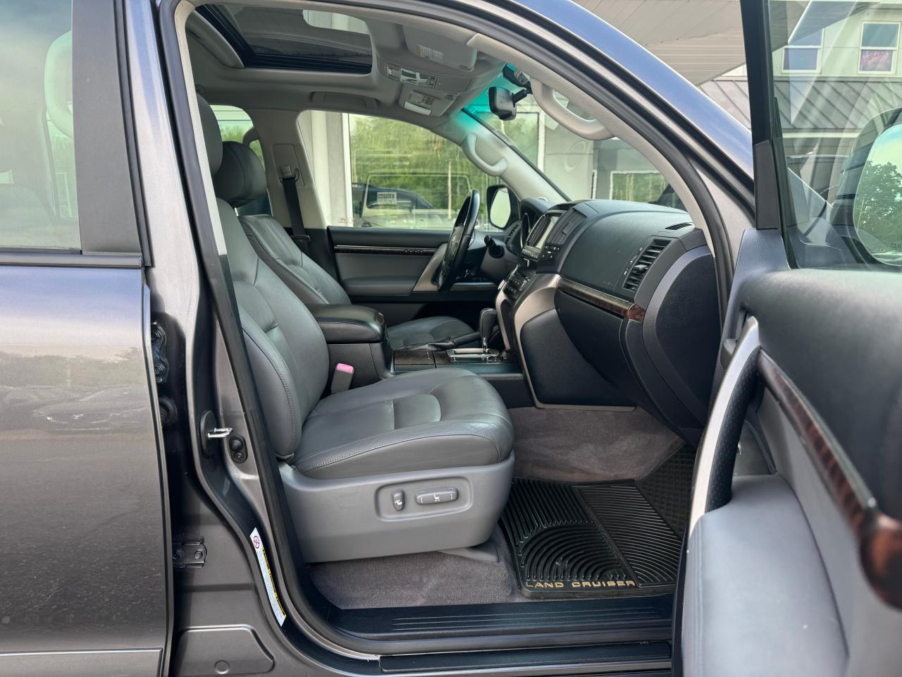 2008 Toyota Land Cruiser VIN: JTMHY05J185002206 Lot: 66913454