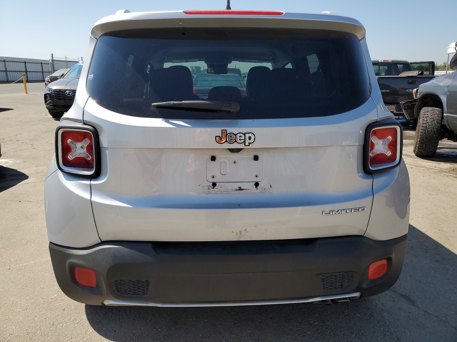 ZACCJADT5FPC12058 2015 Jeep Renegade Limited