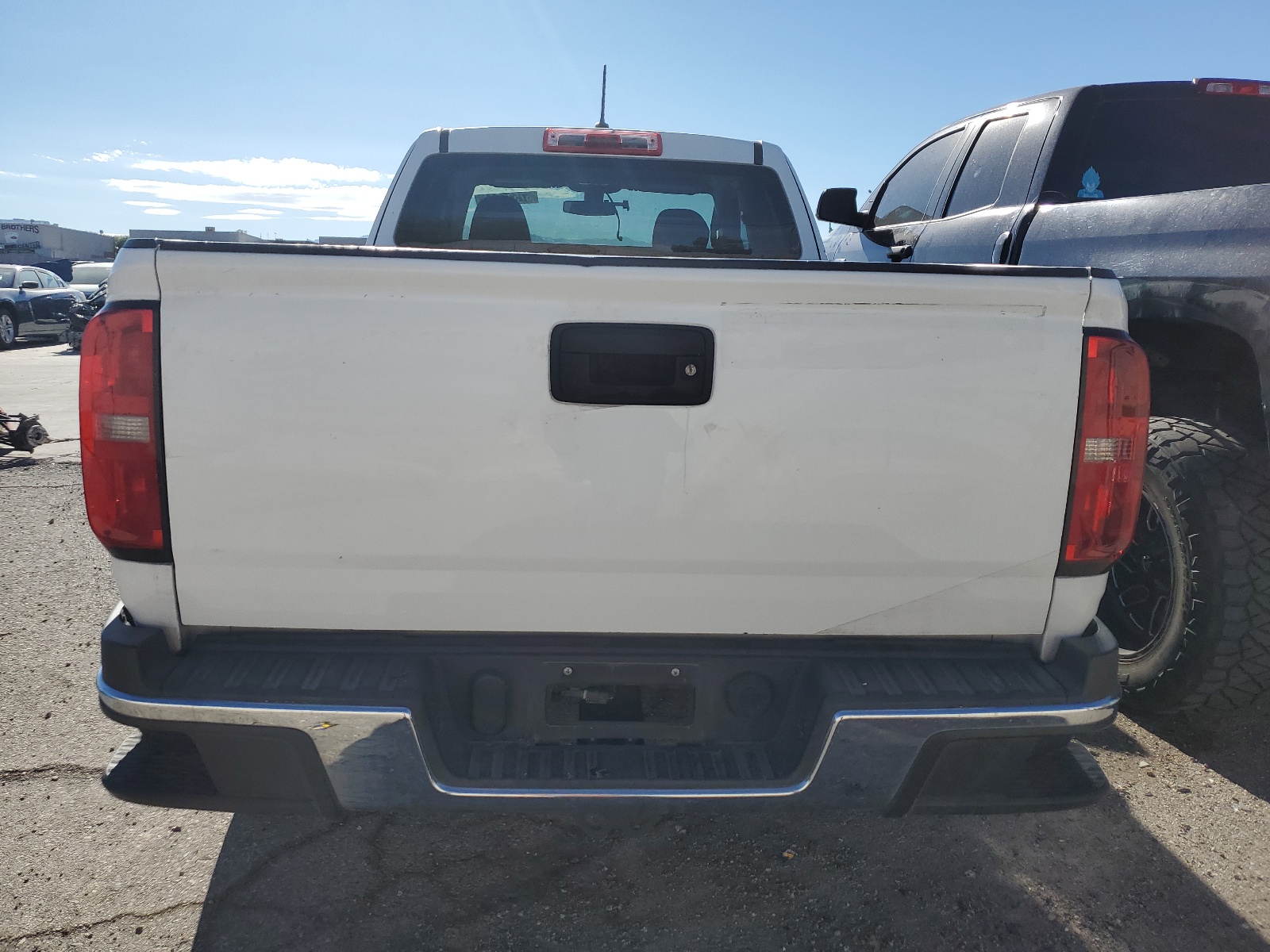 1GCHSBEA7J1307963 2018 Chevrolet Colorado