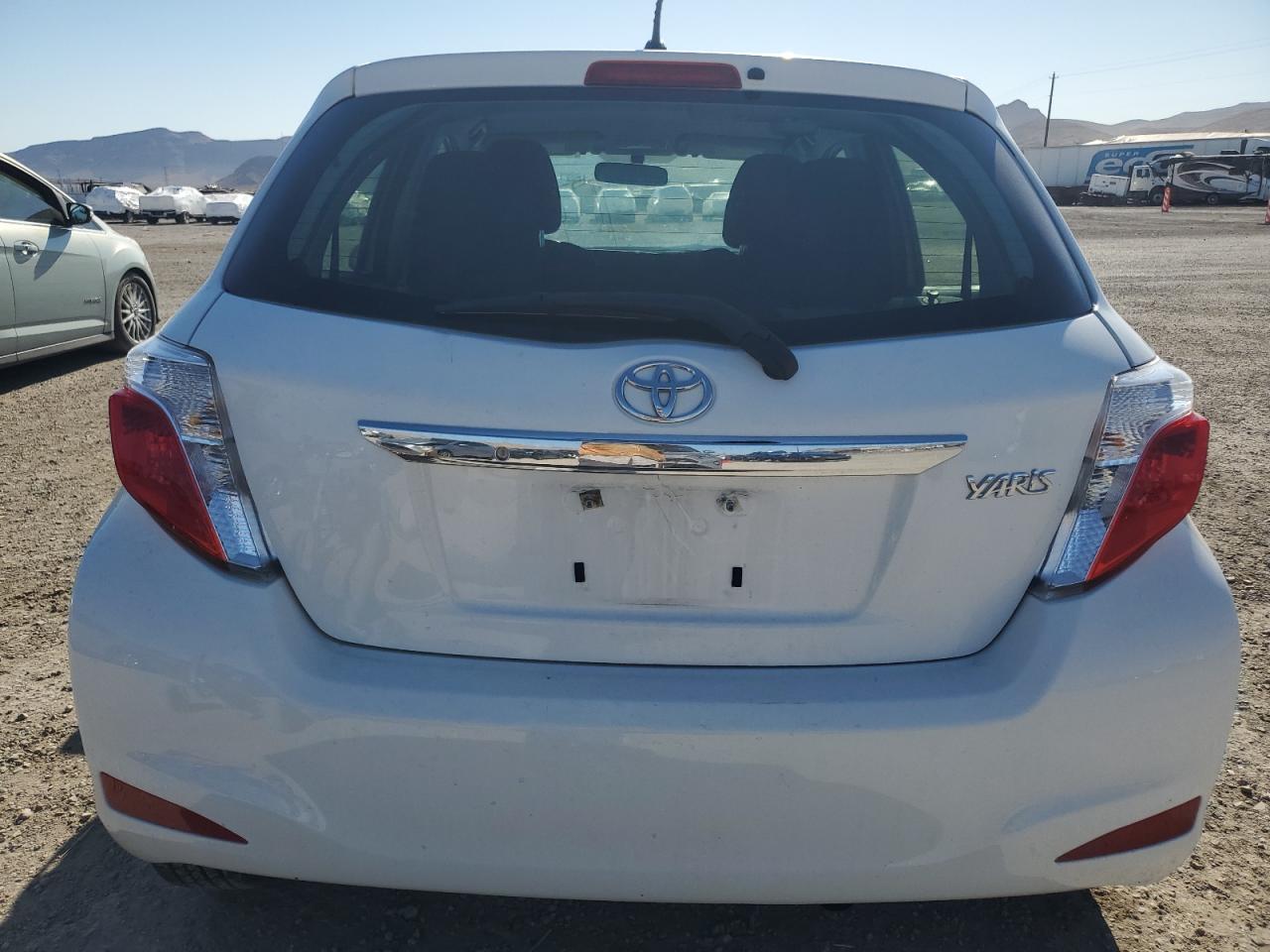 JTDKTUD31ED596540 2014 Toyota Yaris