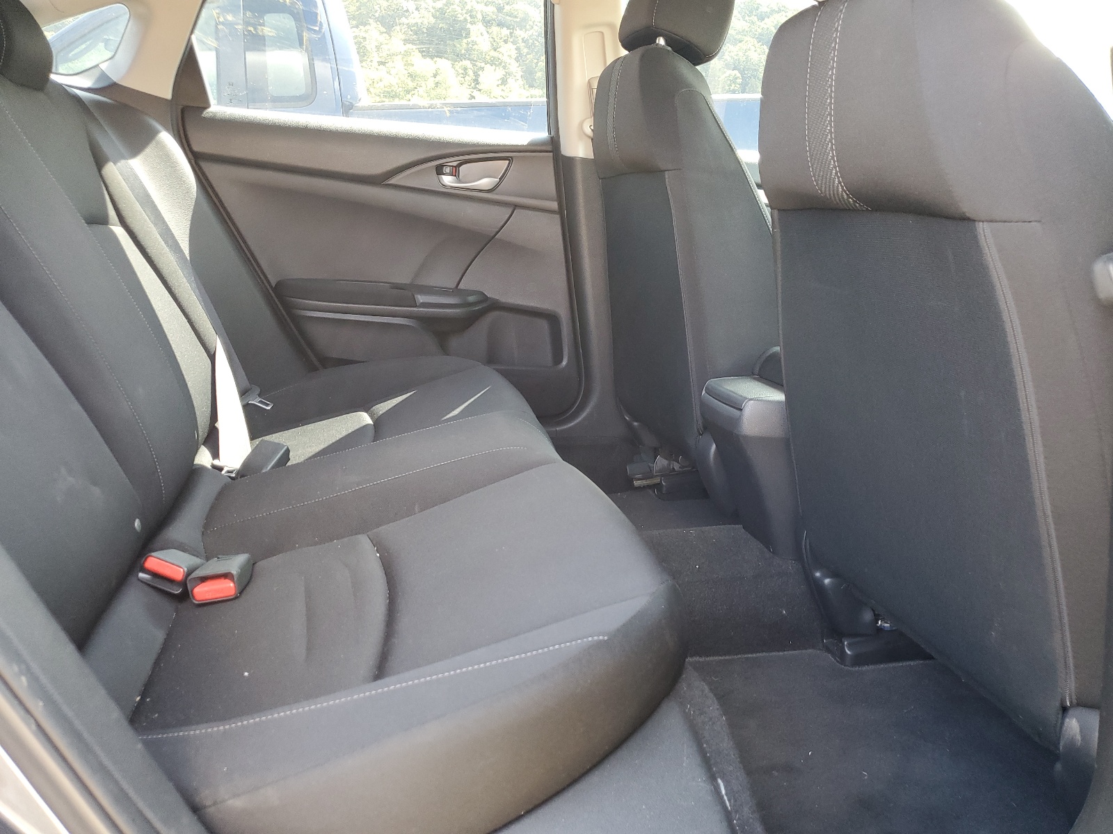 2HGFC2F55JH605310 2018 Honda Civic Lx