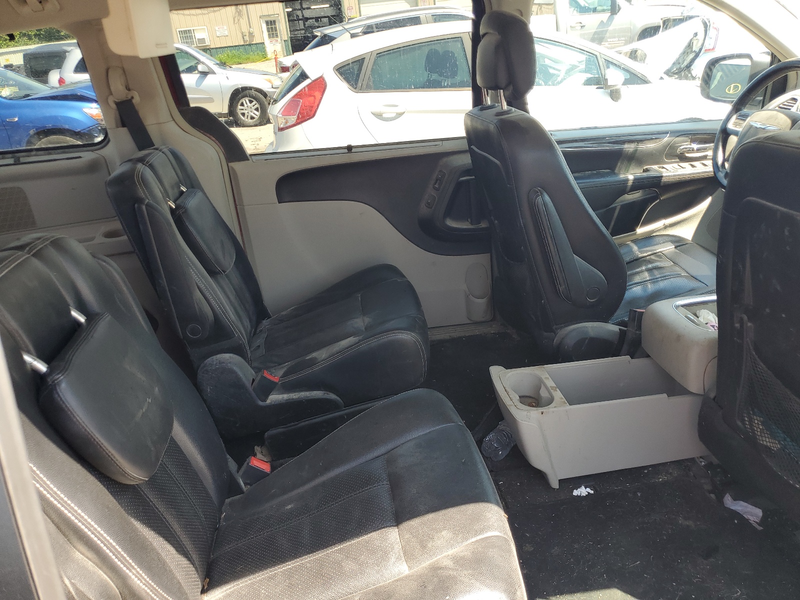 2C4RC1CG2DR737340 2013 Chrysler Town & Country Touring L