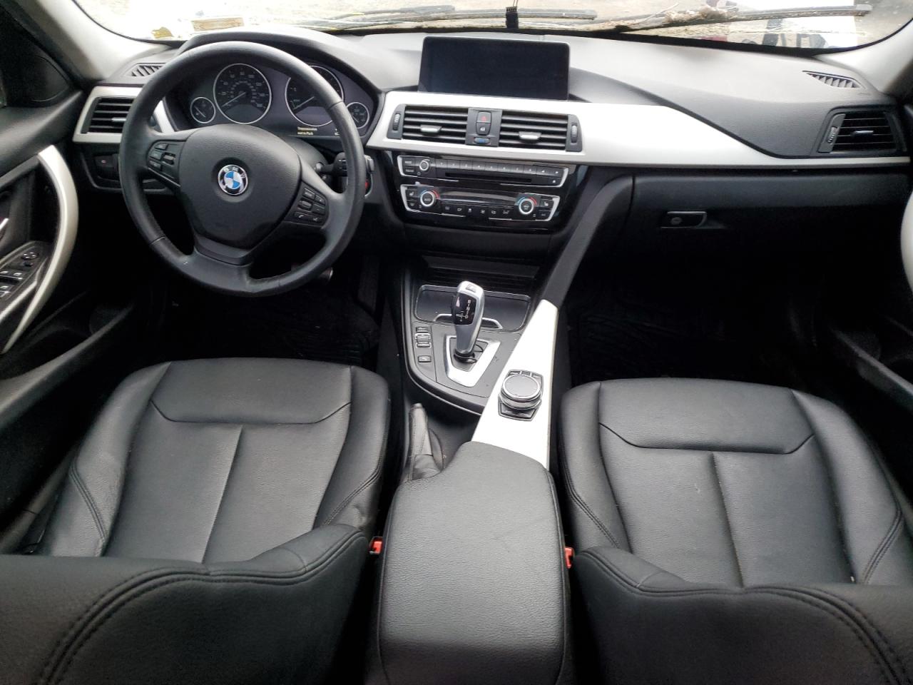 WBA8E5G50GNT41329 2016 BMW 320 Xi