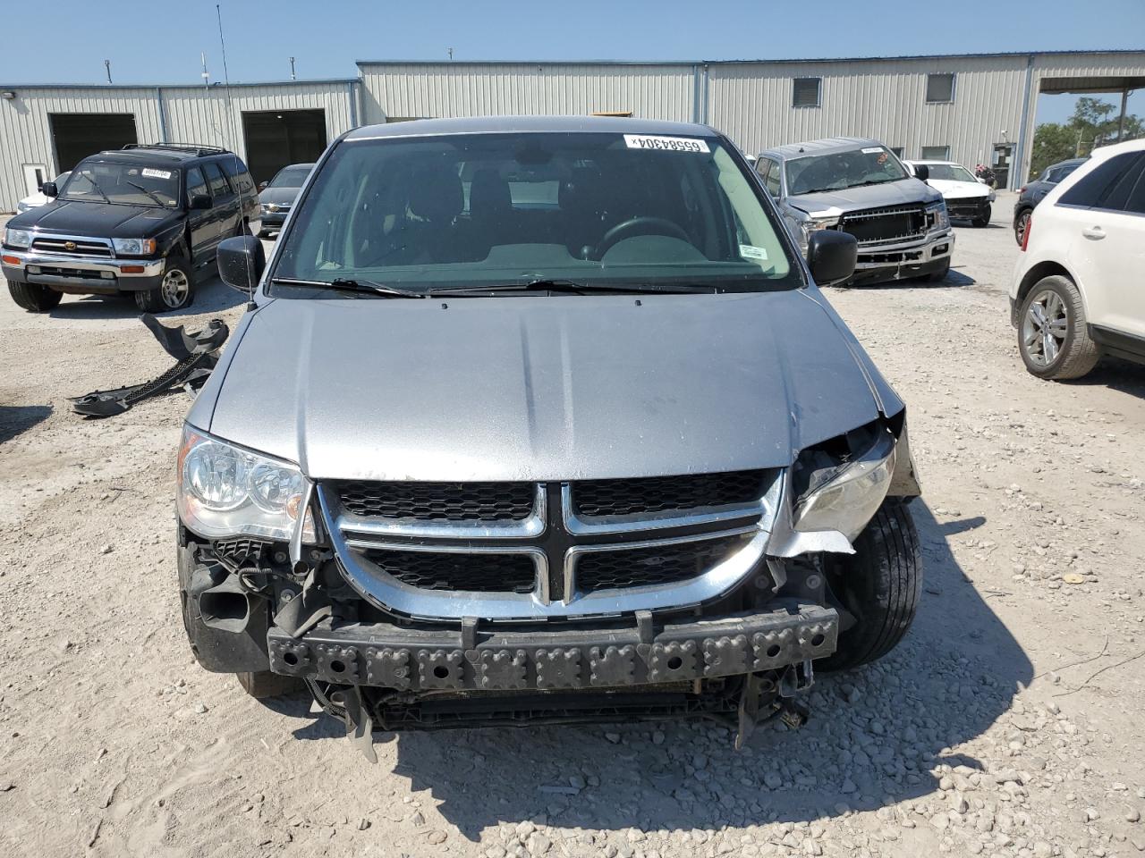 2018 Dodge Caravan - Image 5