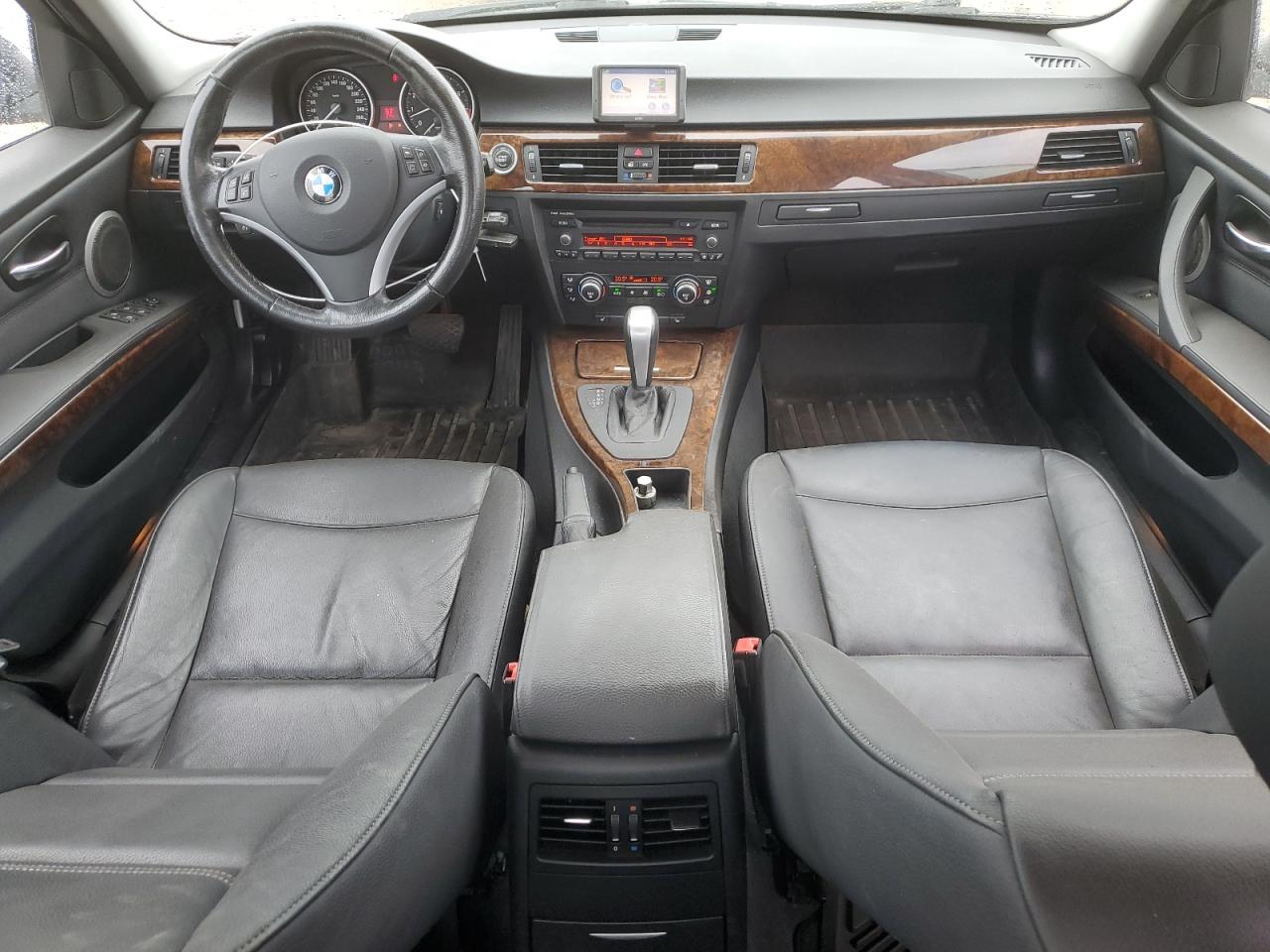 2009 BMW 335 Xi VIN: WBAPL33519A404041 Lot: 64011014