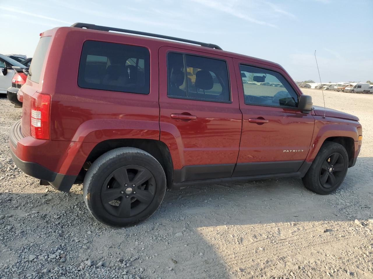 2014 Jeep Liberty (Patriot) - Image 3