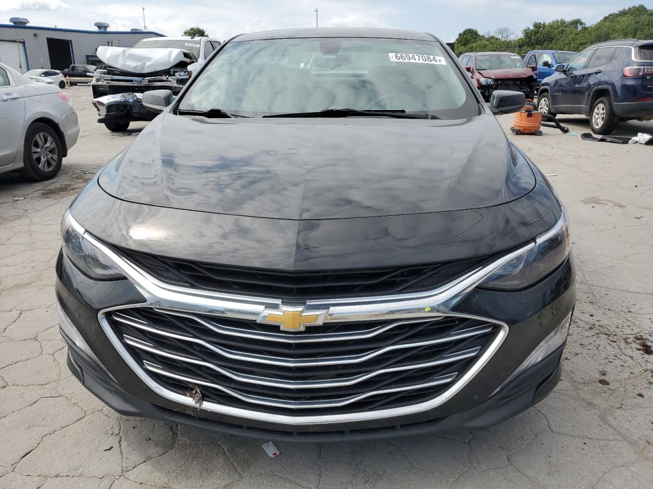 2019 Chevrolet Malibu - Image 5