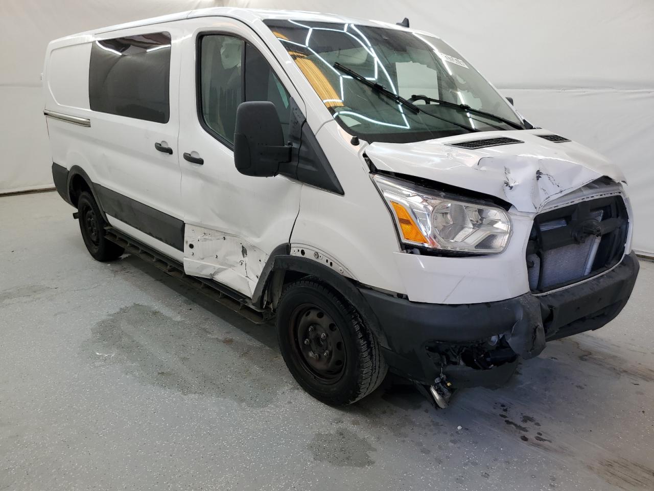 2022 Ford Transit - Image 4