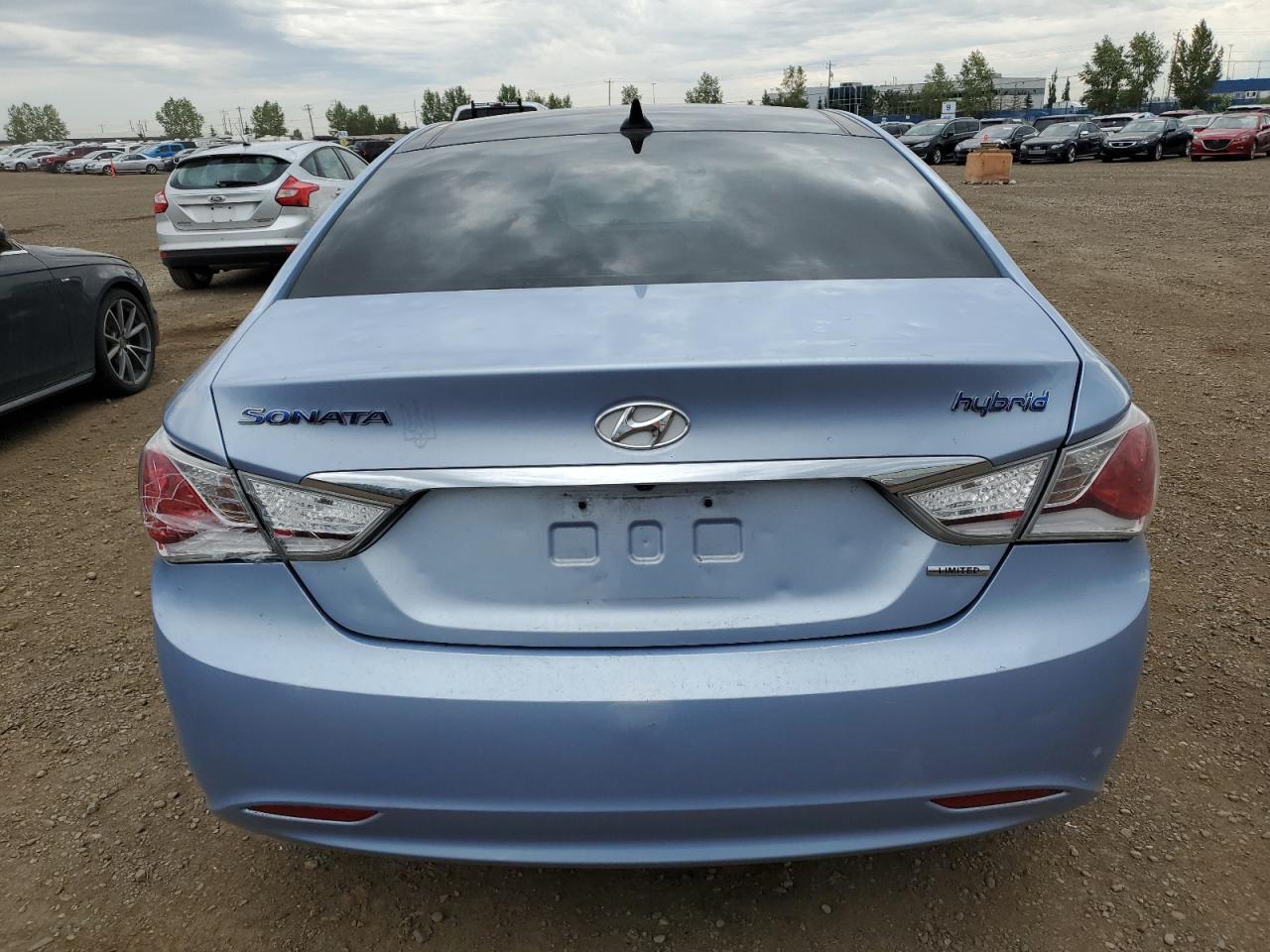 2013 Hyundai Sonata Hybrid VIN: KMHEC4A4XDA097130 Lot: 68377874