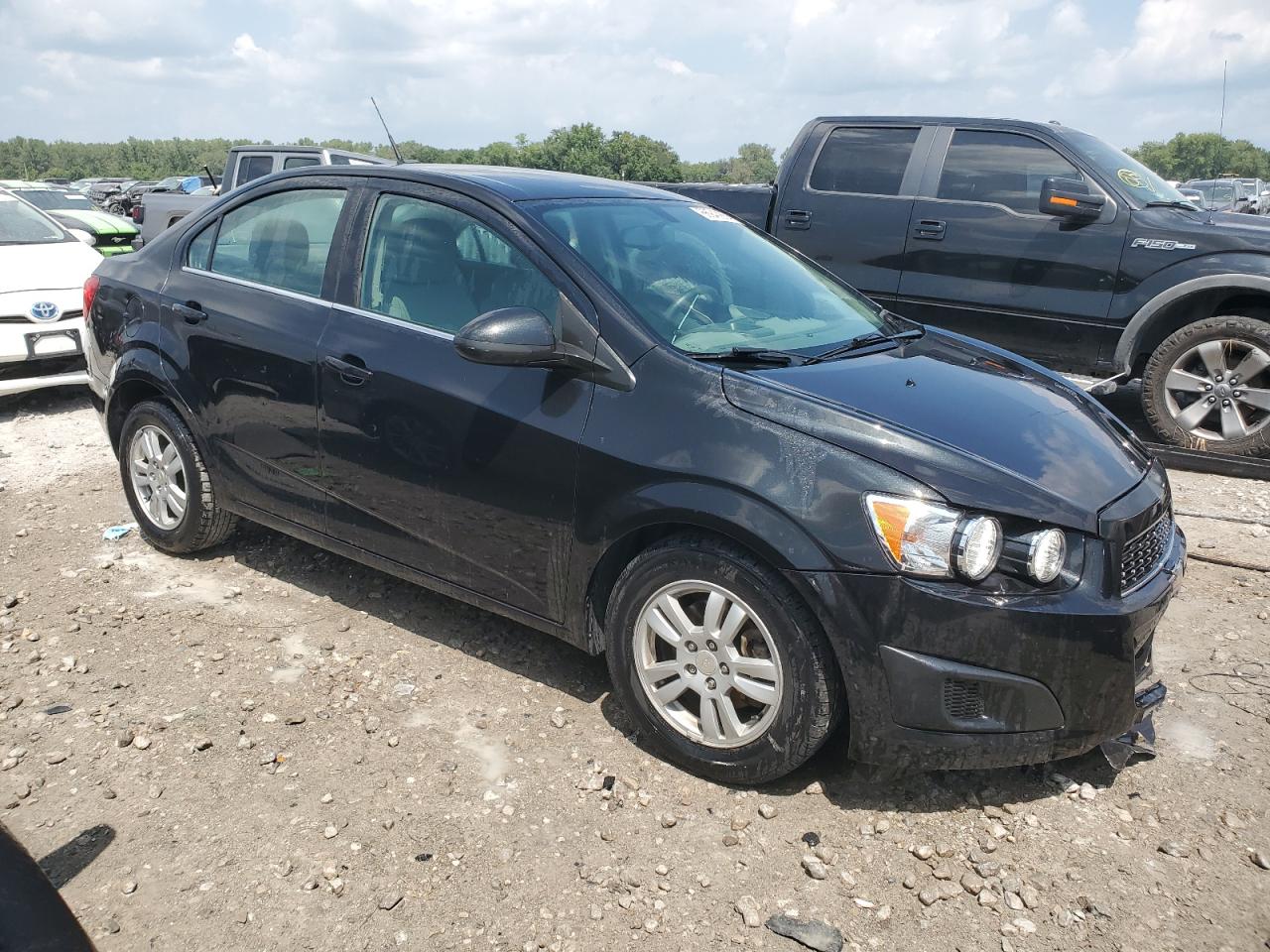 2014 Chevrolet Sonic - Image 4