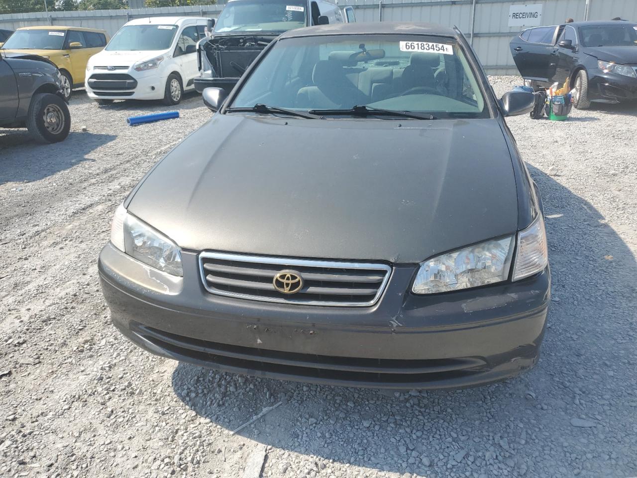 2001 Toyota Camry - Image 5