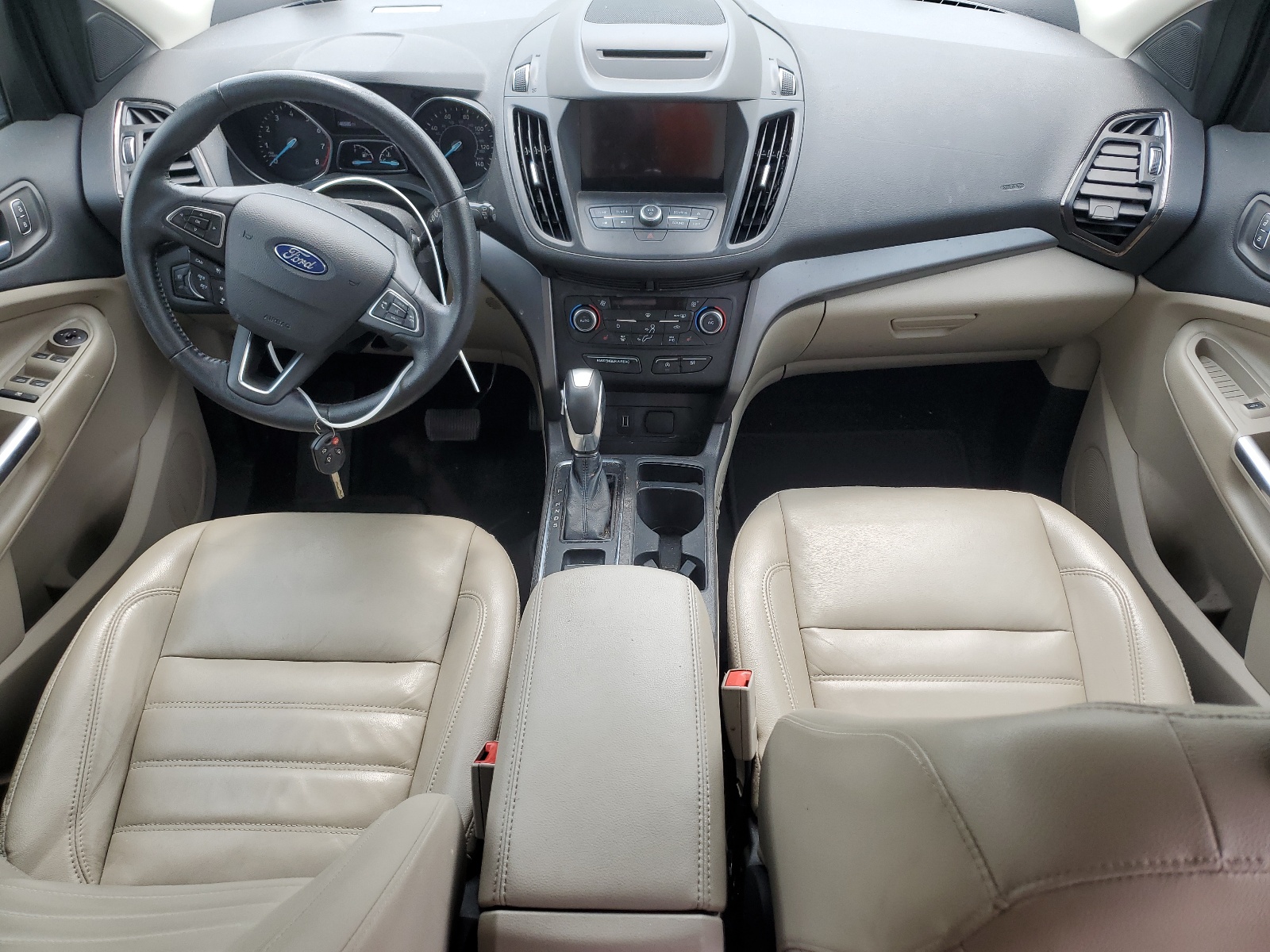 1FMCU9HD0JUC44184 2018 Ford Escape Sel