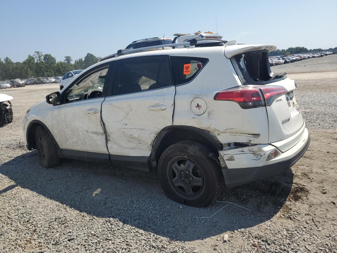 JTMZFREV4HJ128519 2017 TOYOTA RAV 4 - Image 2