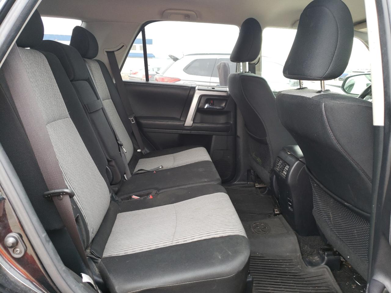 2017 Toyota 4Runner - Image 11