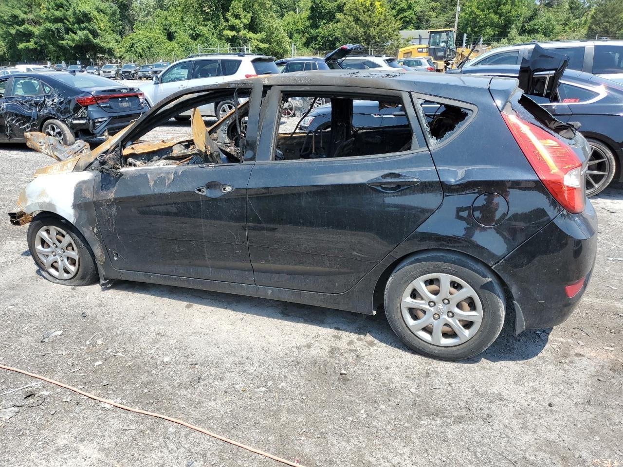 2013 Hyundai Accent - Image 2