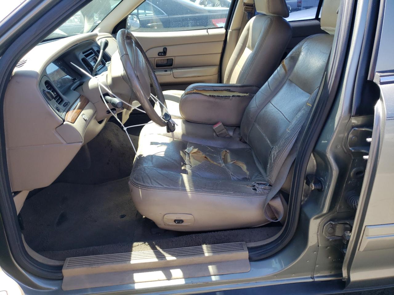 2004 Ford Crown Victoria Lx VIN: 2FAFP74W94X137500 Lot: 67420204