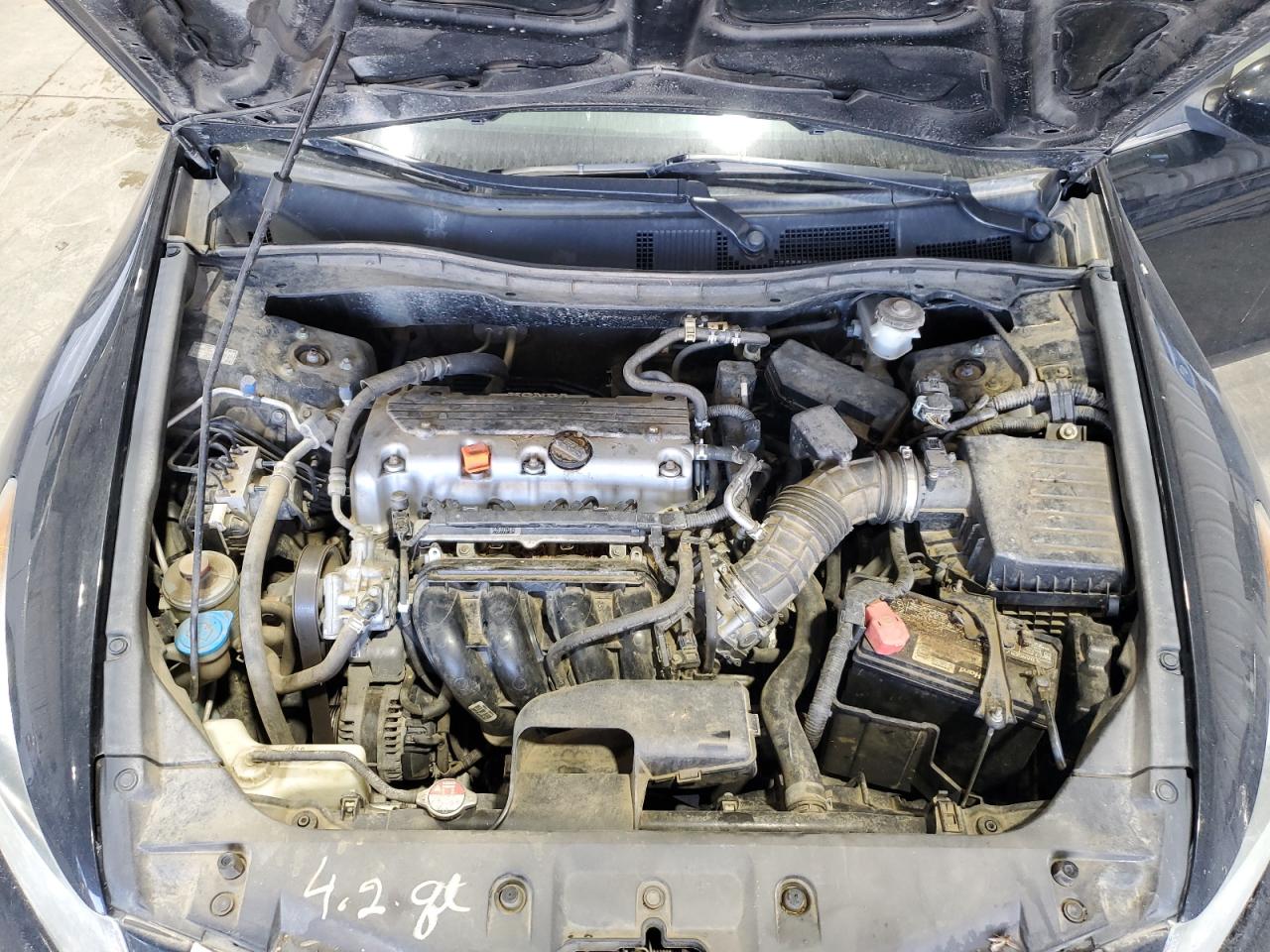 1HGCP2F63BA086340 2011 Honda Accord Se