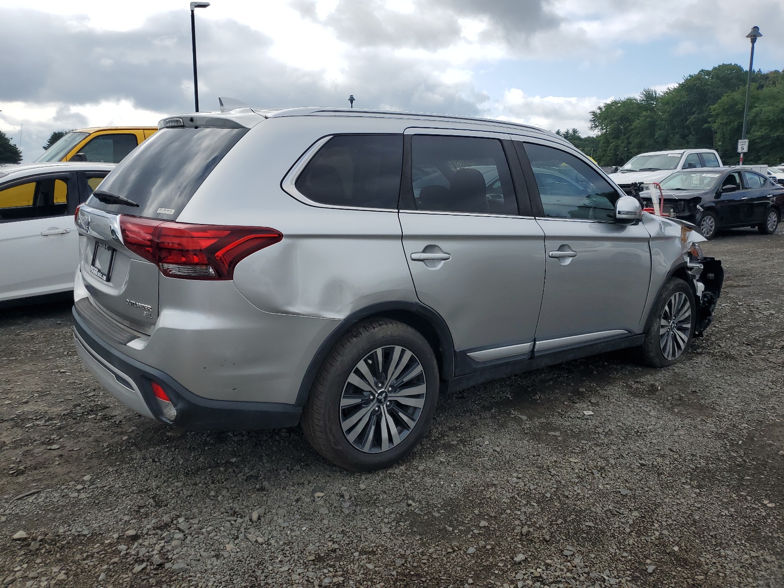 2019 Mitsubishi Outlander Se vin: JA4AZ3A34KZ027487