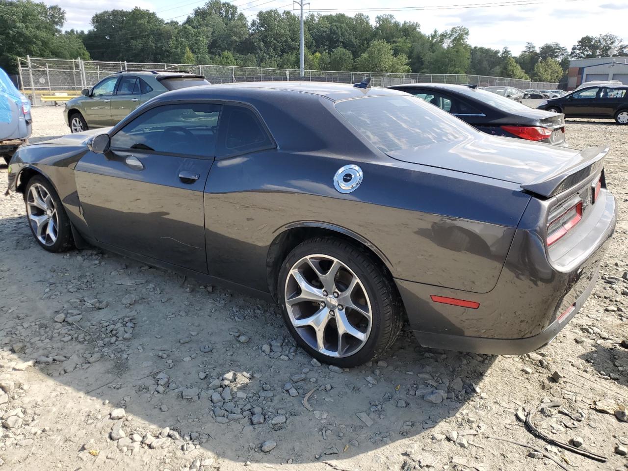 2C3CDZBG6FH761446 2015 DODGE CHALLENGER - Image 2