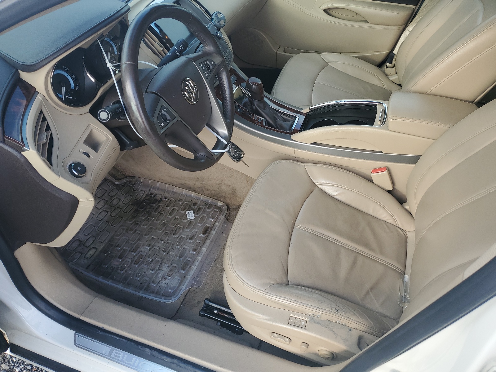 1G4GC5E39DF315206 2013 Buick Lacrosse