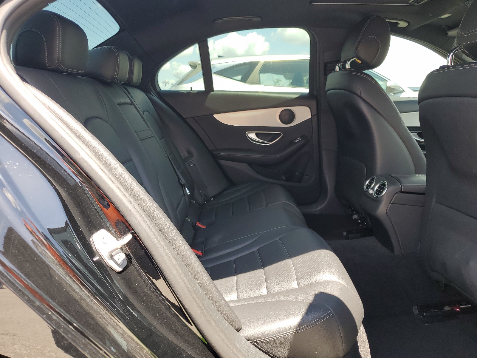 55SWF8DB0KU304340 2019 Mercedes-Benz C 300