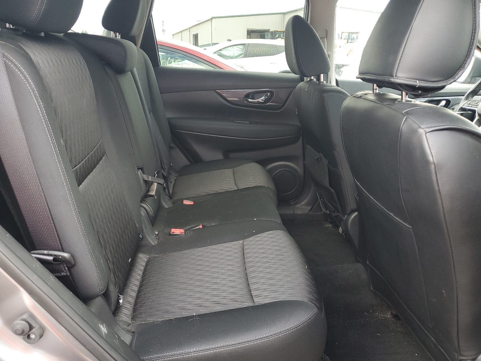 KNMAT2MV9JP623168 2018 Nissan Rogue S