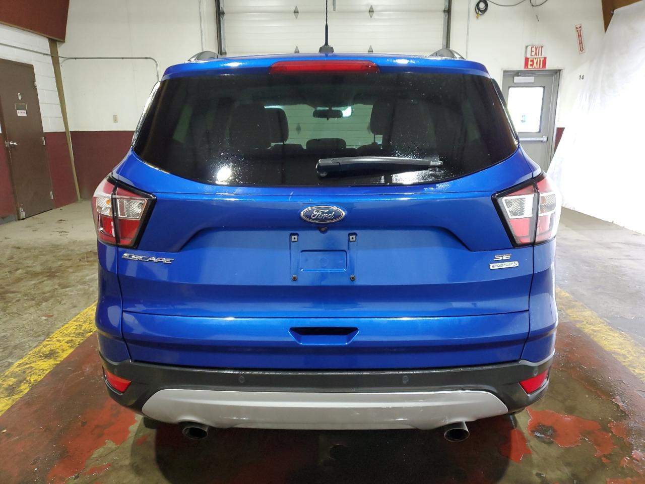 1FMCU0GD7JUB16053 2018 Ford Escape Se