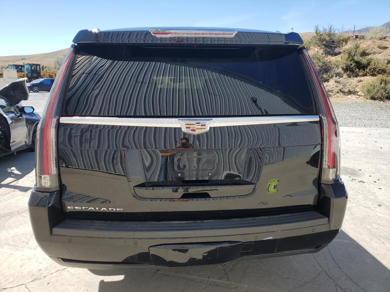 1GYS3GKJ1JR316061 2018 Cadillac Escalade Esv