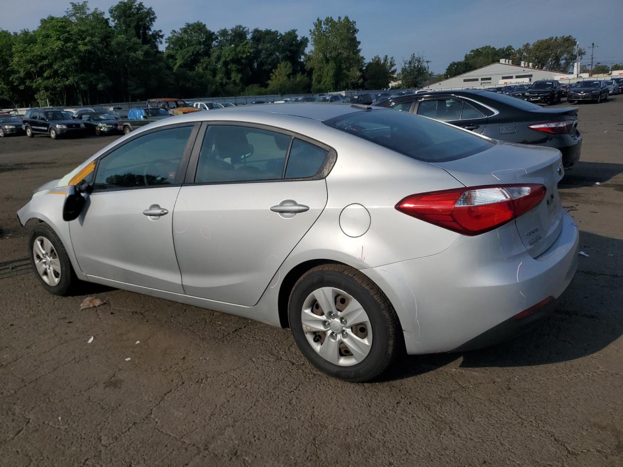 KNAFK4A60G5568533 2016 KIA FORTE - Image 2