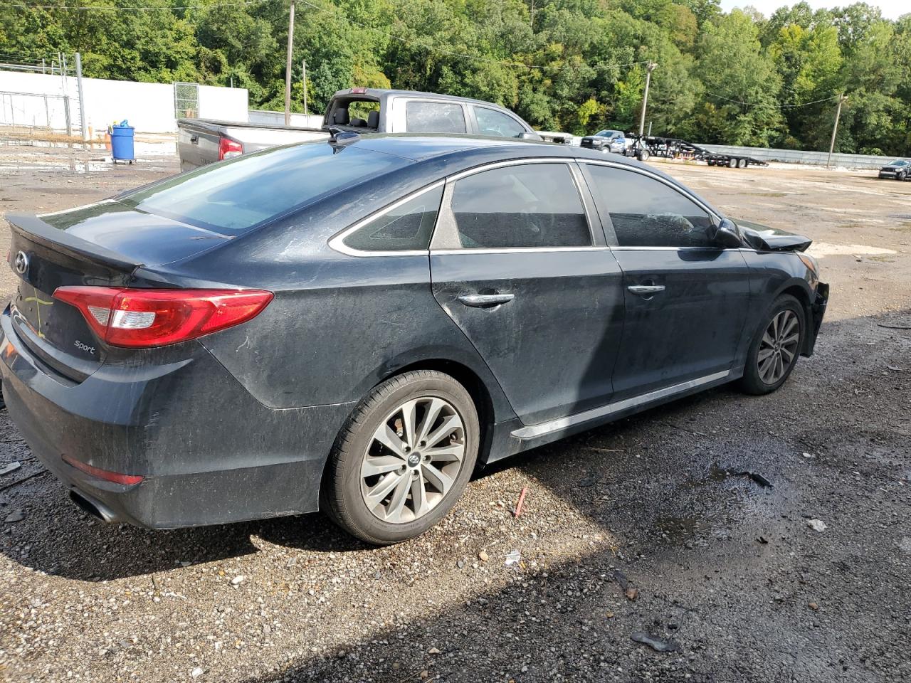 2022 Hyundai Sonata - Image 3