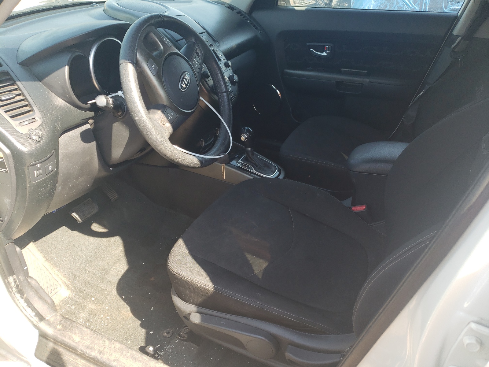 KNDJT2A68C7406078 2012 Kia Soul +