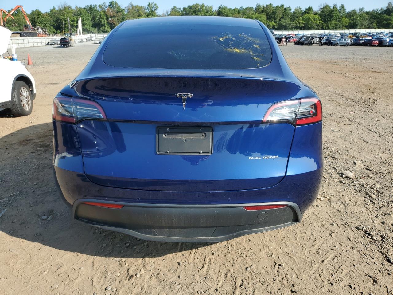 5YJYGDEE1MF199819 2021 Tesla Model Y