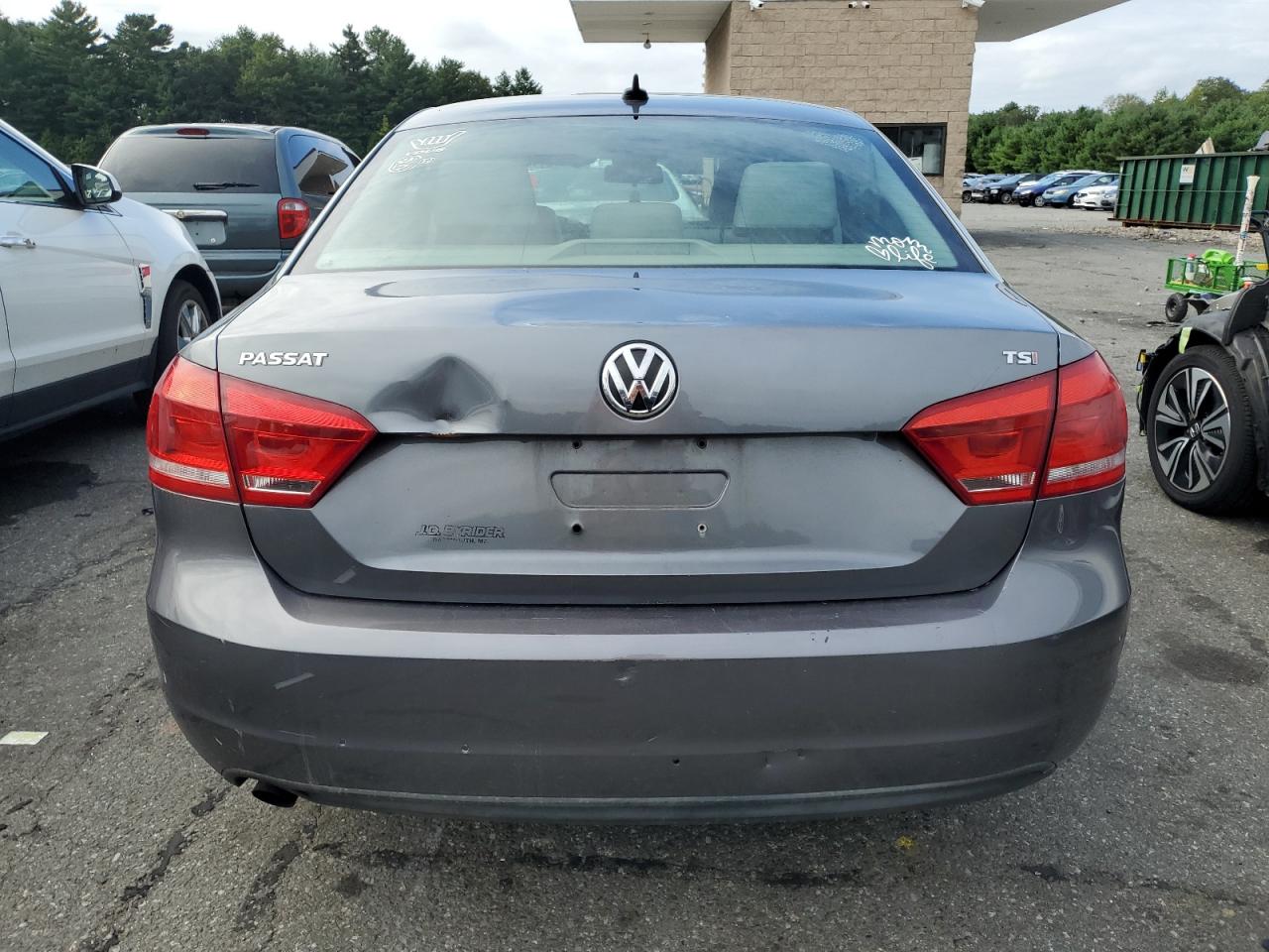 2014 Volkswagen Passat S VIN: 1VWAT7A30EC104665 Lot: 68736114