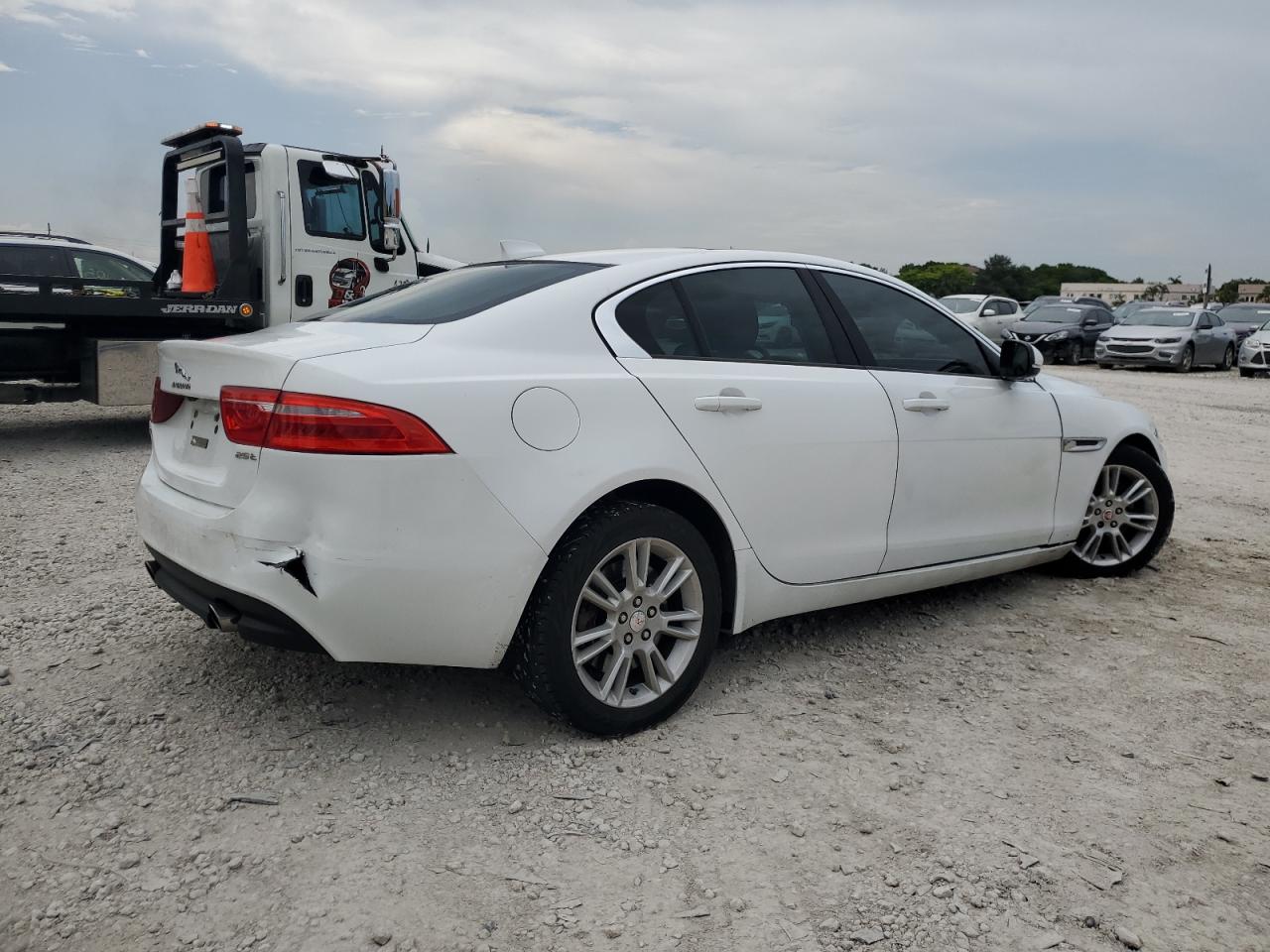 2017 Jaguar Xe Premium VIN: SAJAD4BG3HA966165 Lot: 68109544