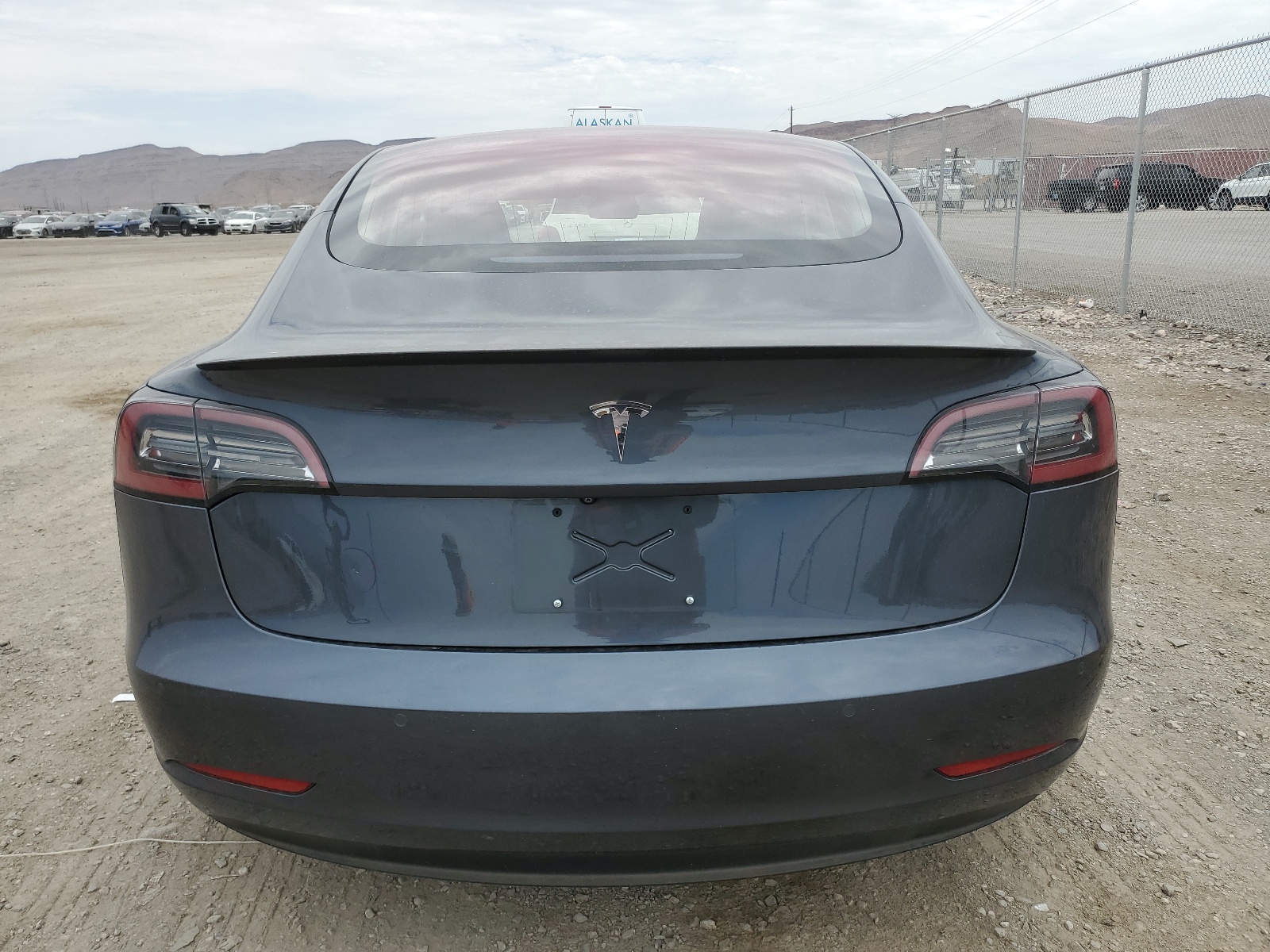 5YJ3E1EA9JF003293 2018 Tesla Model 3