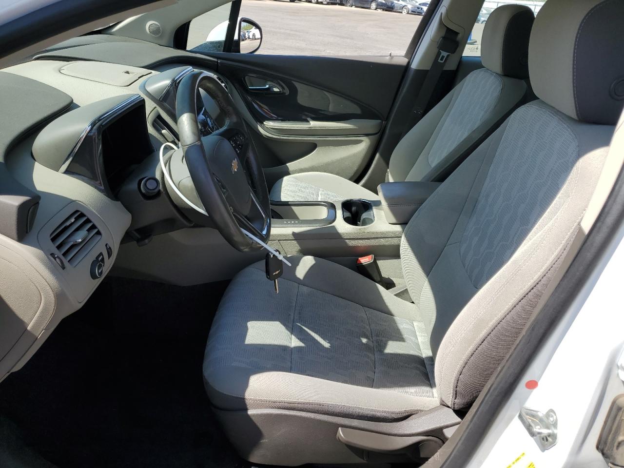 2014 Chevrolet Volt - Image 7