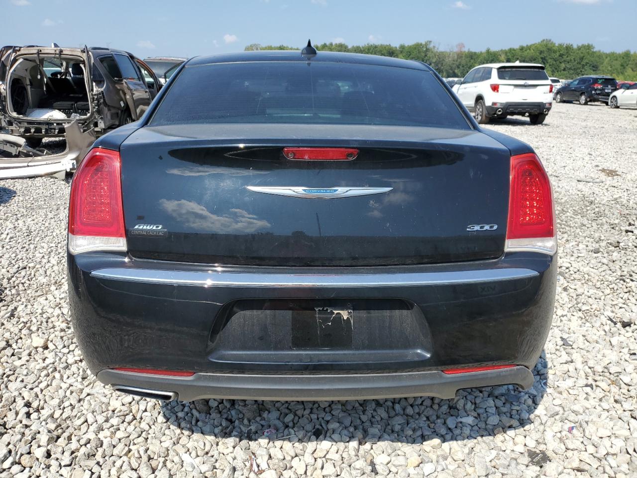 2018 Chrysler 300 Limited VIN: 2C3CCAKG1JH168462 Lot: 67654324