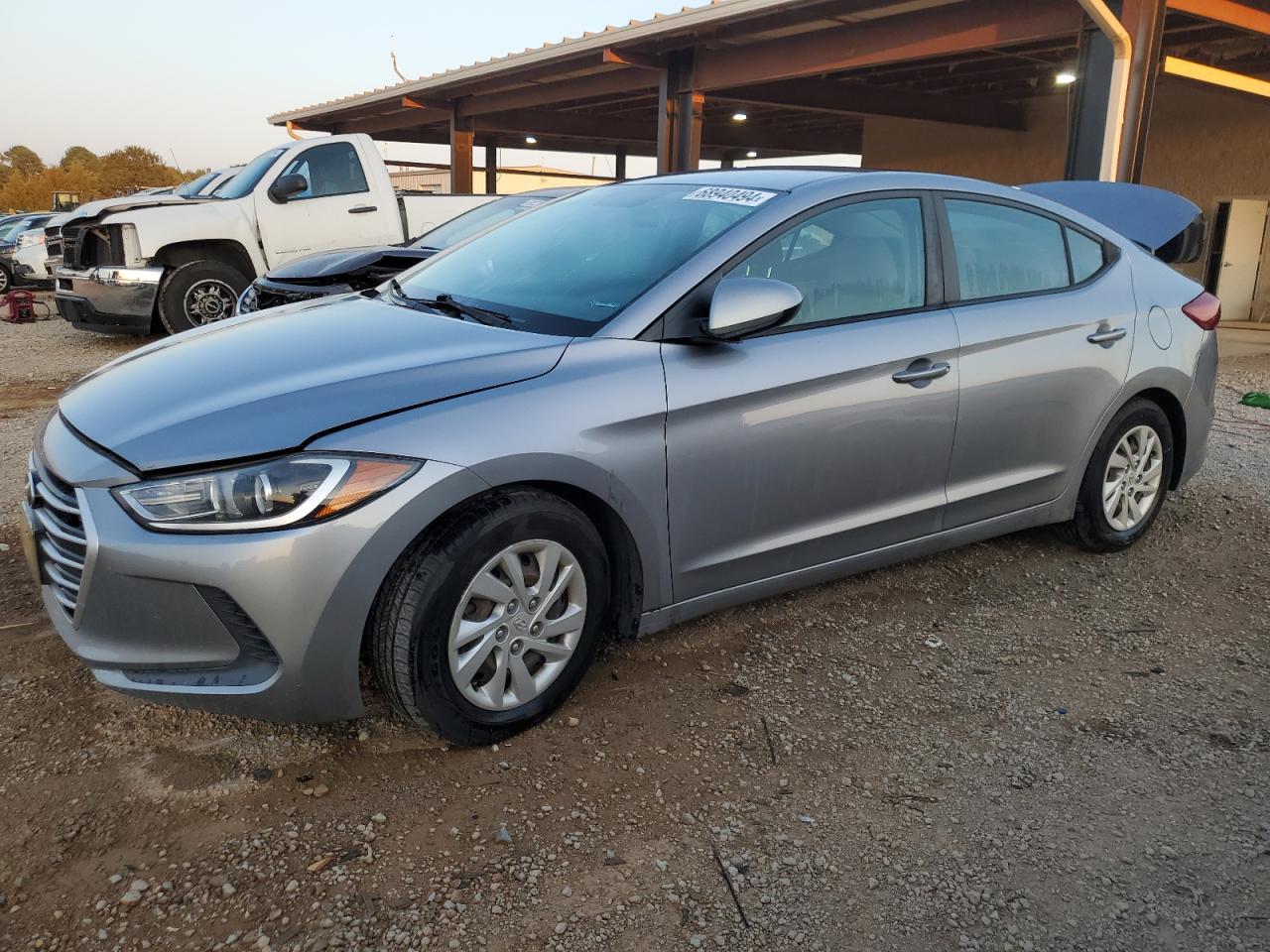 5NPD74LF3HH112360 2017 HYUNDAI ELANTRA - Image 1