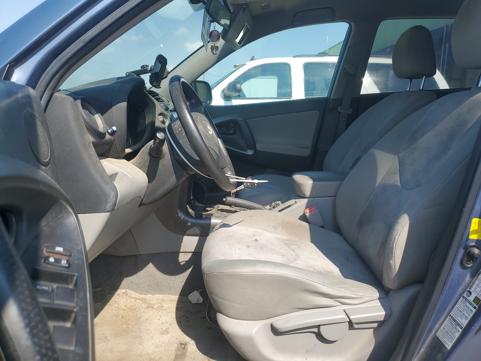 2T3BF4DV0BW140486 2011 Toyota Rav4