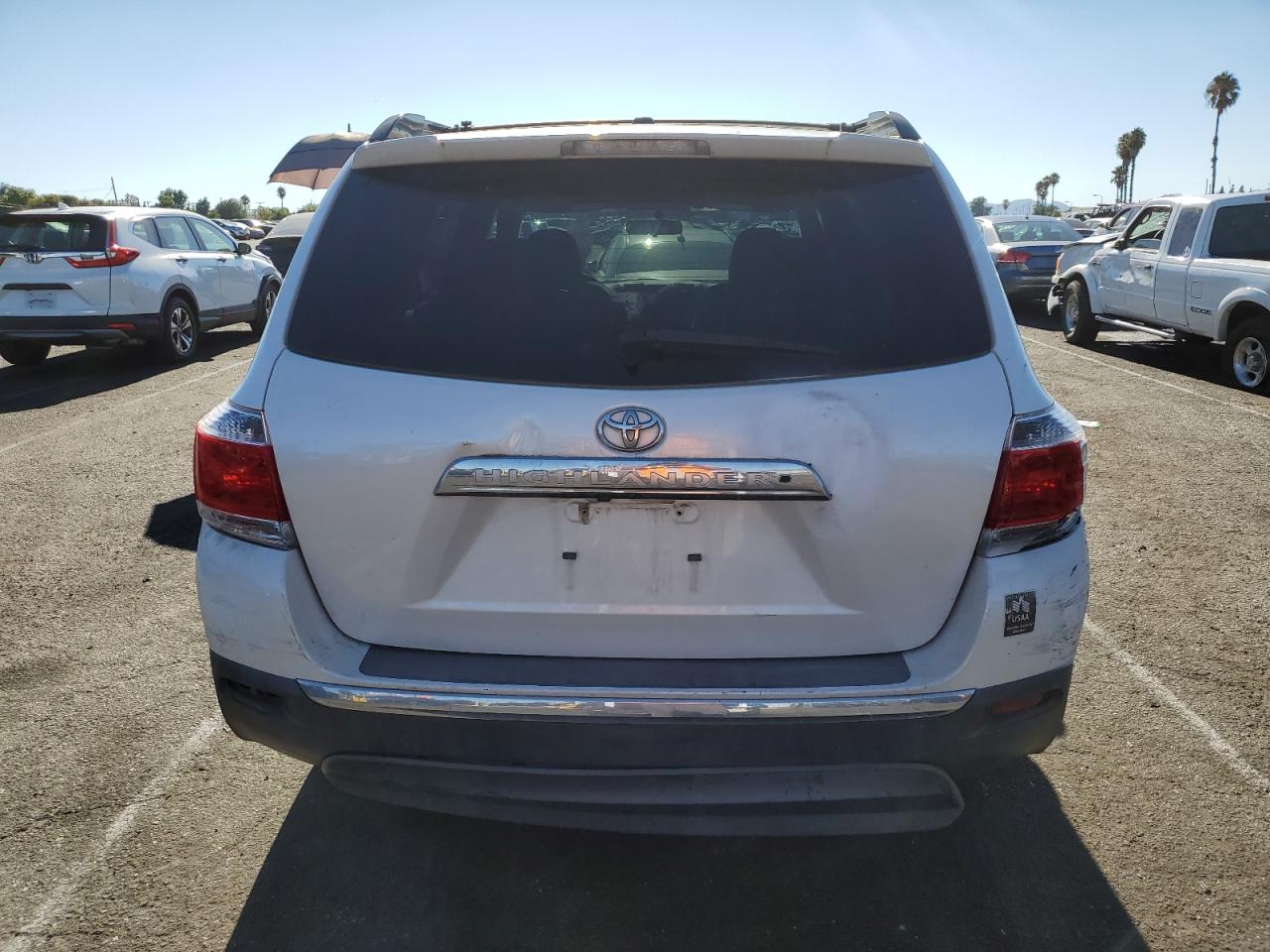 2011 Toyota Highlander Base VIN: 5TDZK3EH8BS046306 Lot: 68499404