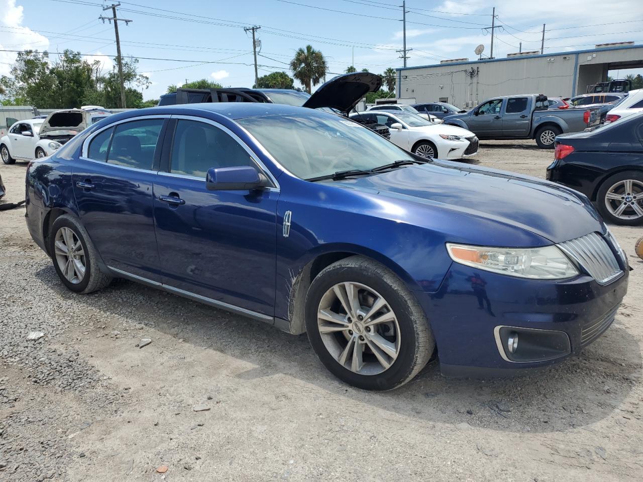 2011 Lincoln Mks VIN: 1LNHL9DR0BG615001 Lot: 66806074