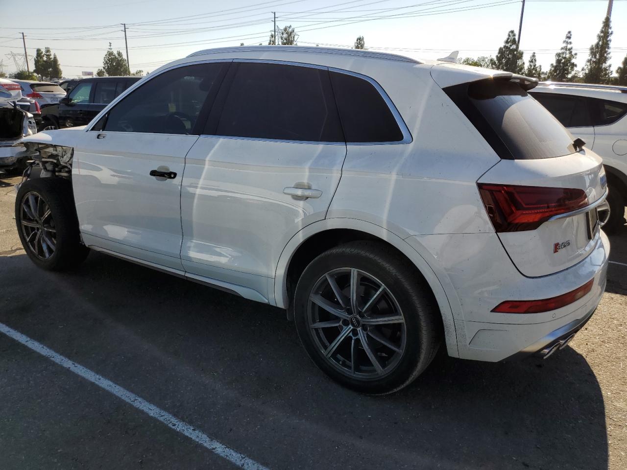 WA1A4AFYXN2028485 2022 AUDI SQ5 - Image 2