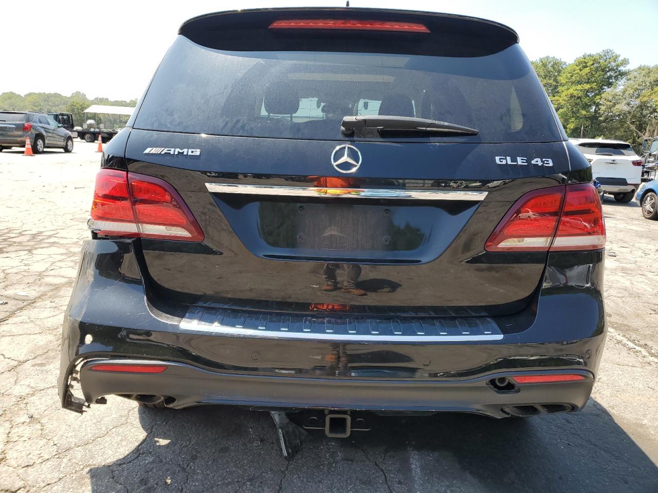 4JGDA6EB8JB117077 2018 Mercedes-Benz Gle 43 Amg