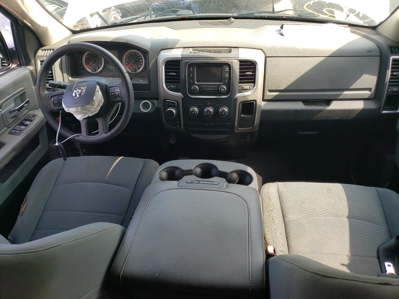 1C6RR7GT0FS580831 2015 Ram 1500 Slt