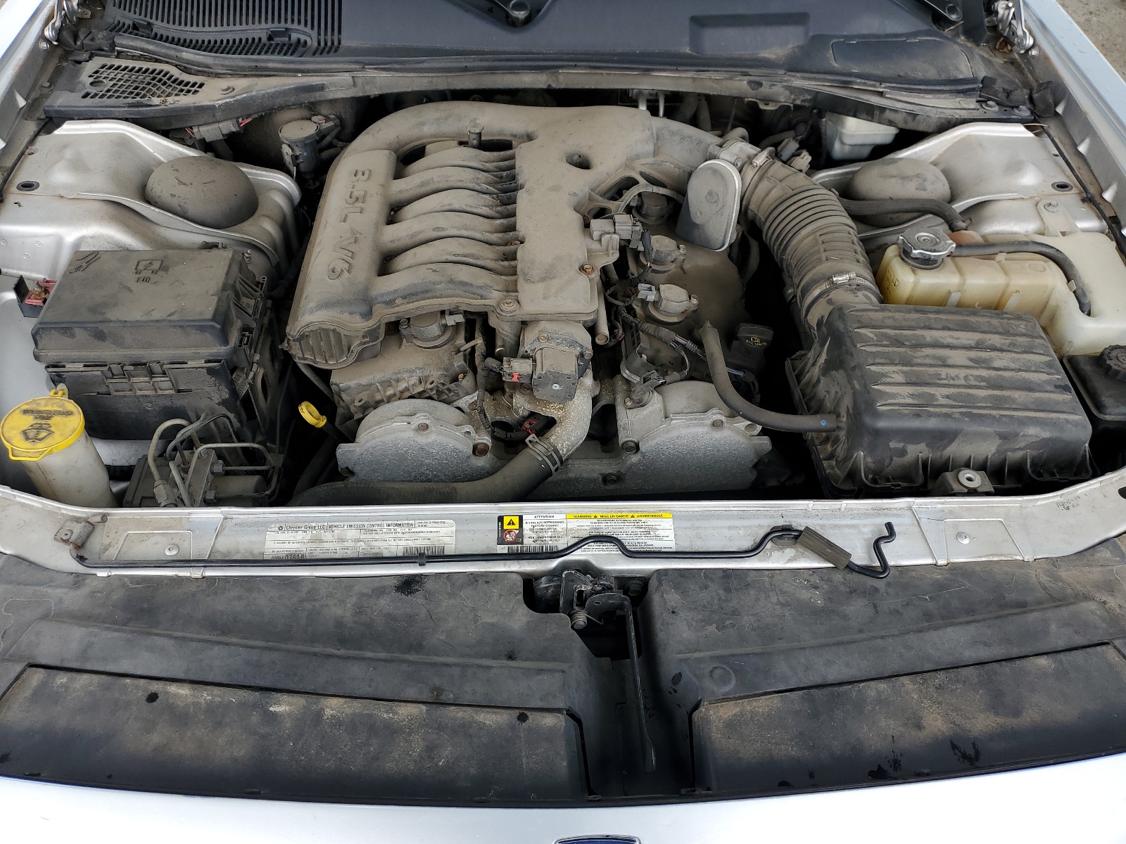 2B3CJ4DV7AH313147 2010 Dodge Challenger Se