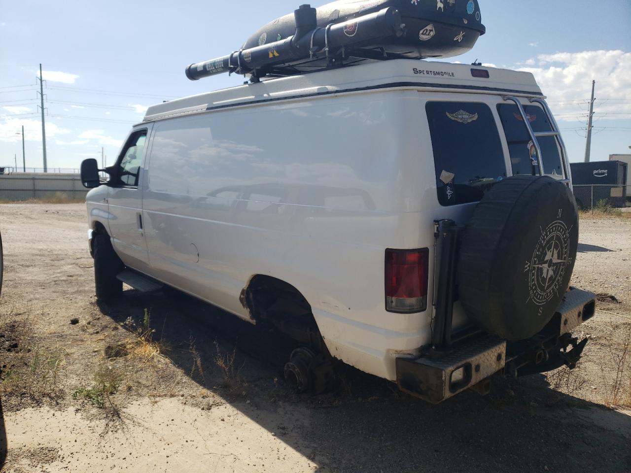 2008 Ford Econoline - Image 2