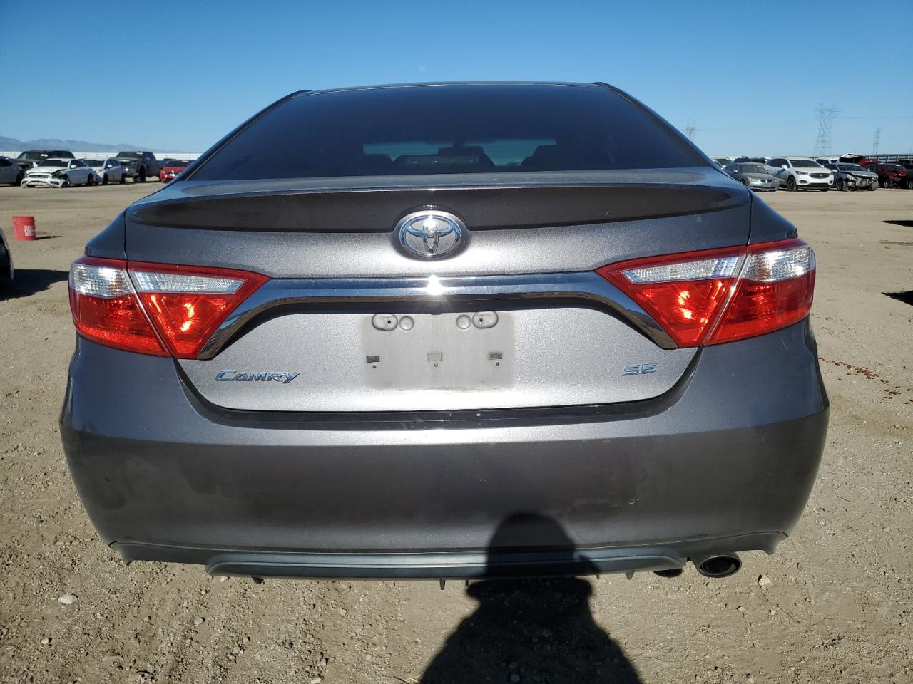 2016 Toyota Camry Le VIN: 4T1BF1FK5GU263766 Lot: 68316344