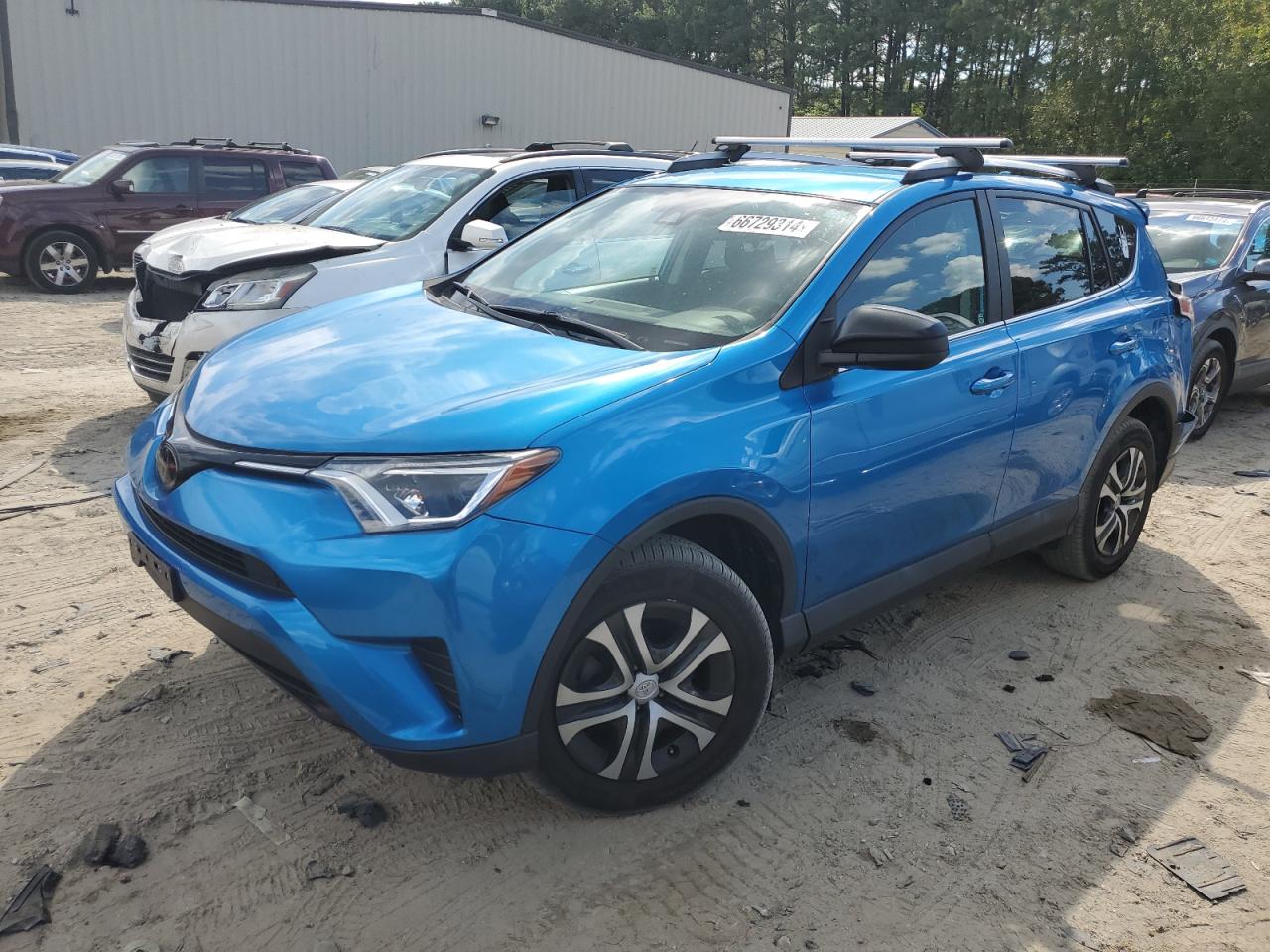 2T3BFREV2HW546242 2017 TOYOTA RAV 4 - Image 1